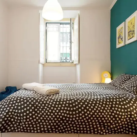 Flat In The Heart Of Lisbon. Very Central. Apartment